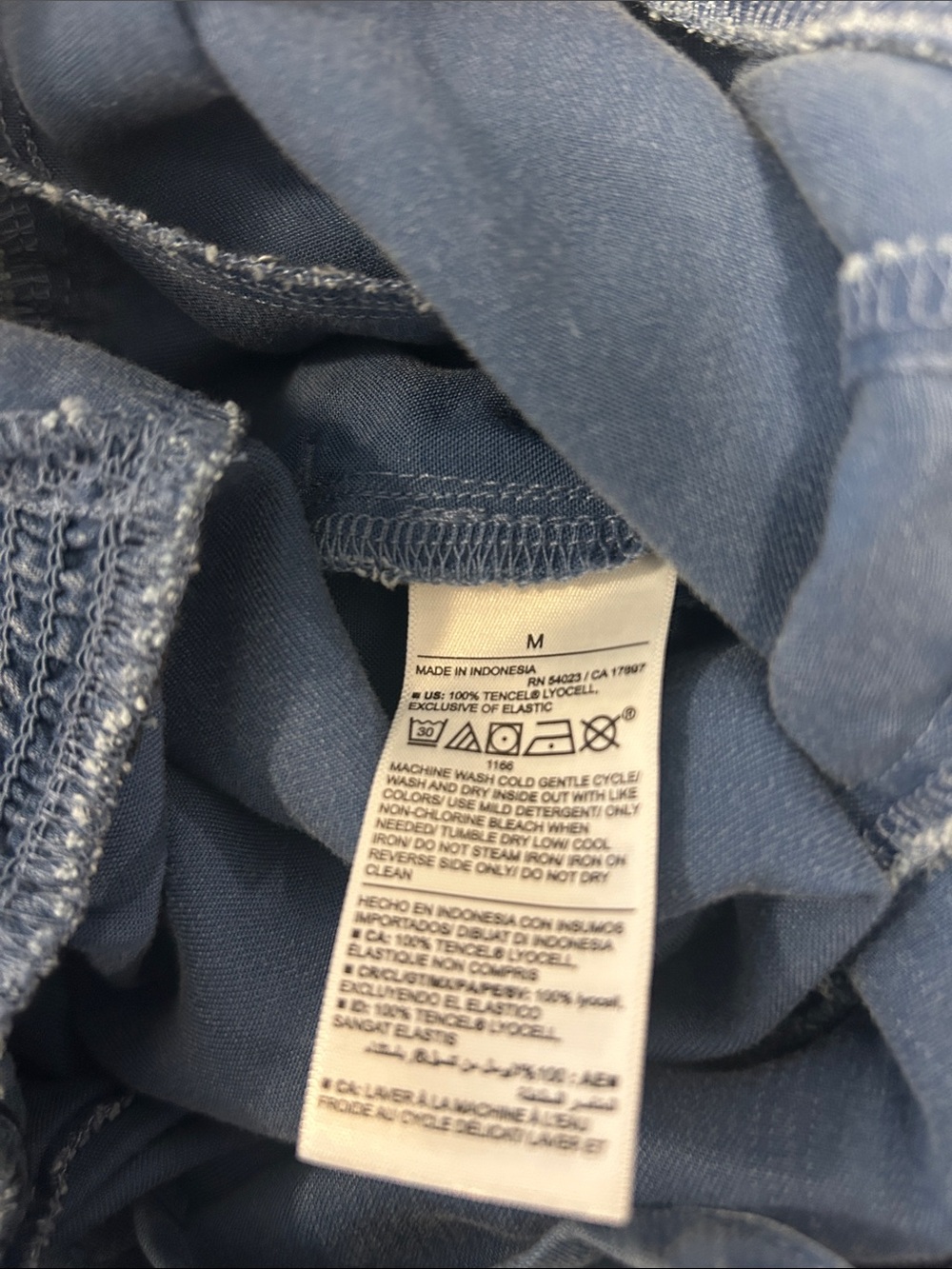 NWT Old Navy Blue Chambray Tie Front Wide Leg Tie-Front Jumpsuit 100% Tencel - Picture 9 of 9